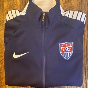NWOT USA full zip soccer warm up jacket